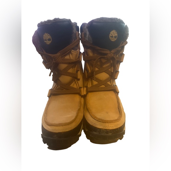 Timberland boots Size 3 - Picture 2 of 6